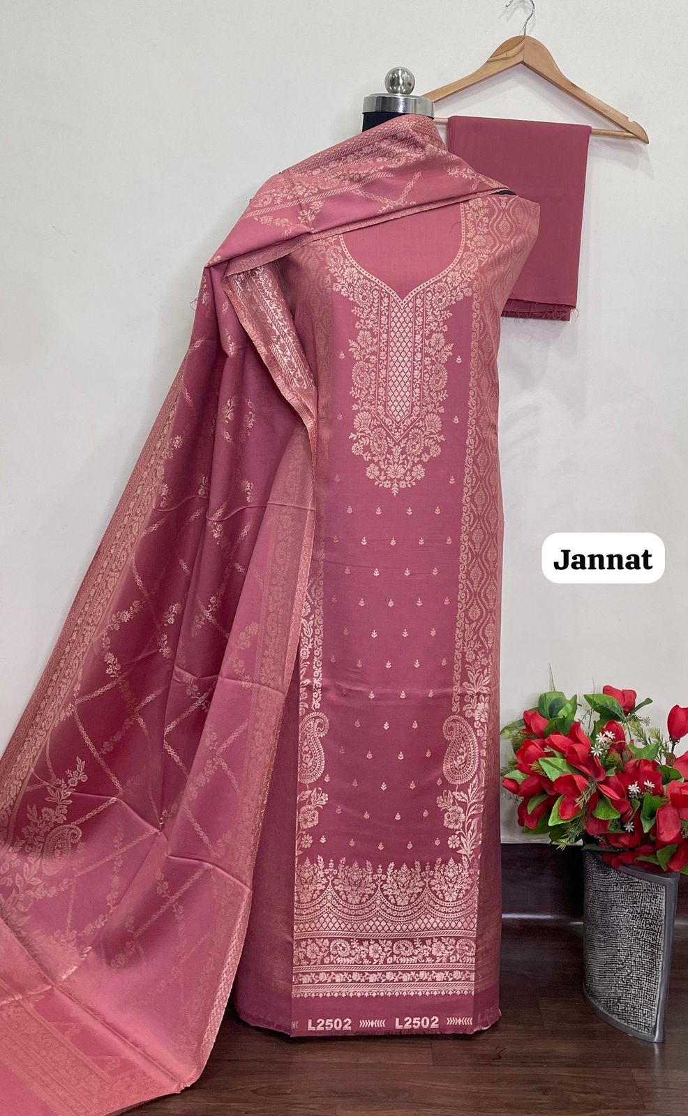 Jannat Pure kaani Weaving Suit woollen