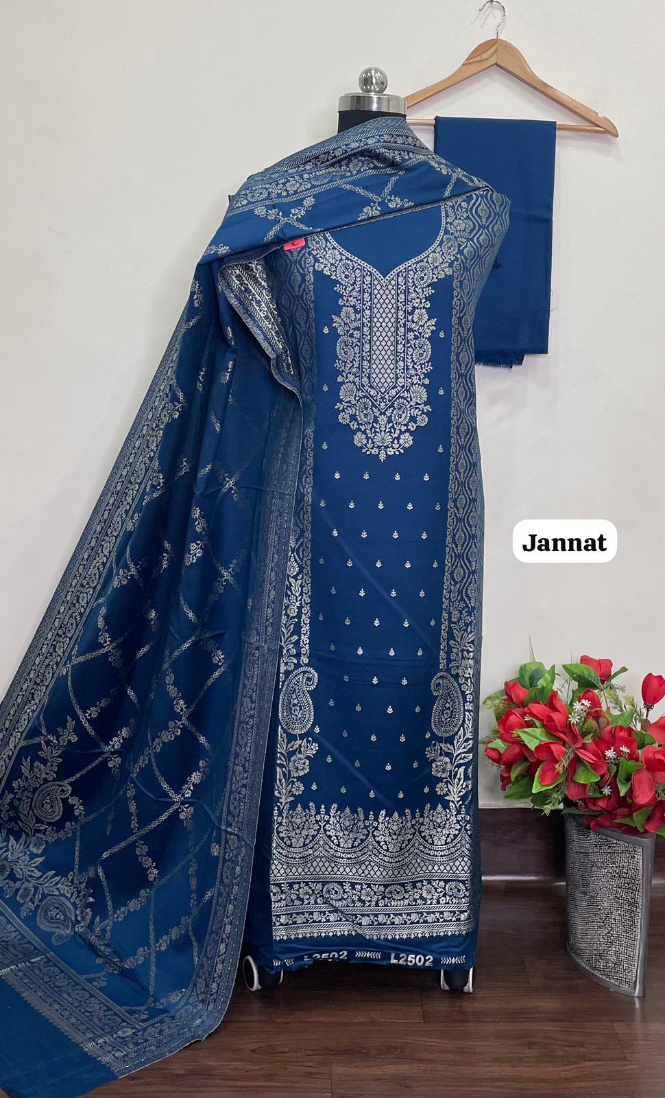 Jannat Pure kaani Weaving Suit woollen